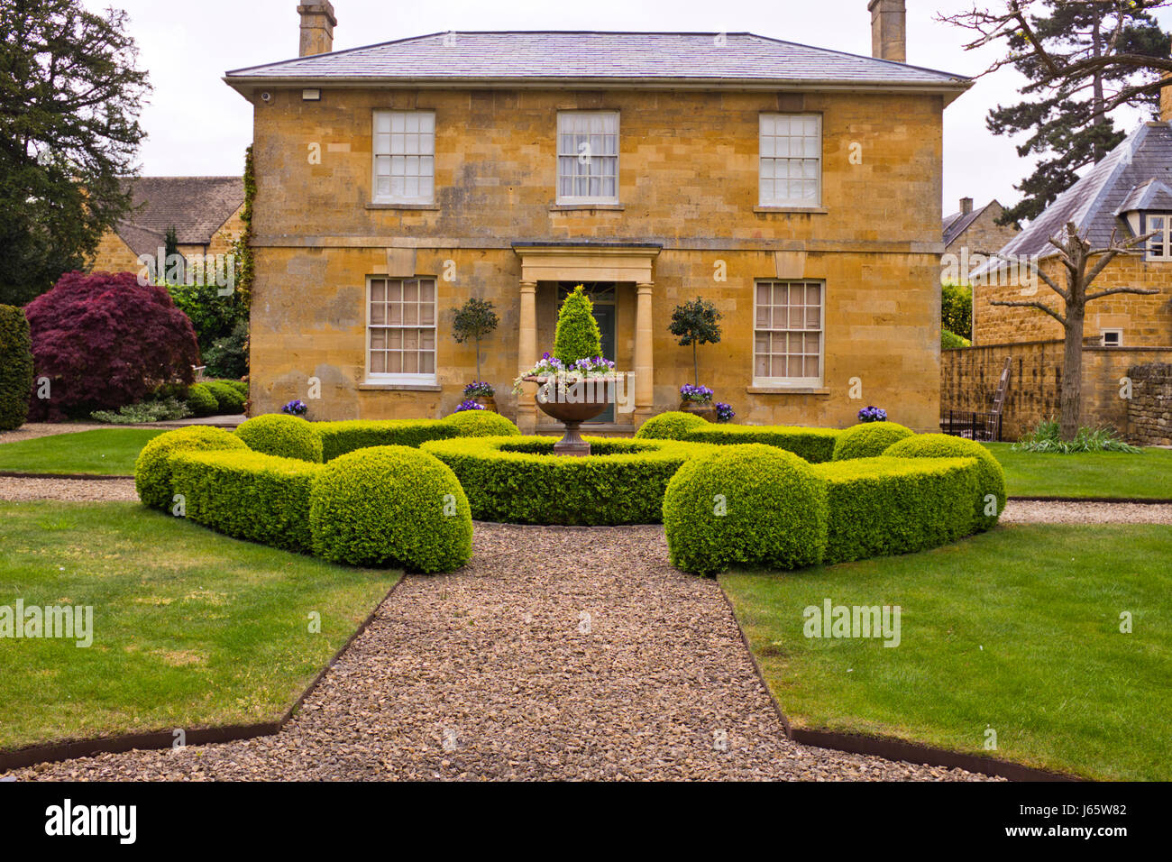 Broadway, alte Cotswold Dorf mit Hotel Lygon arme alte Einrichtung und Innenausstattung, Gärten. Alten Cotsworld Stone Villa, Landhaus, High Street, Deli, UK Stockfoto