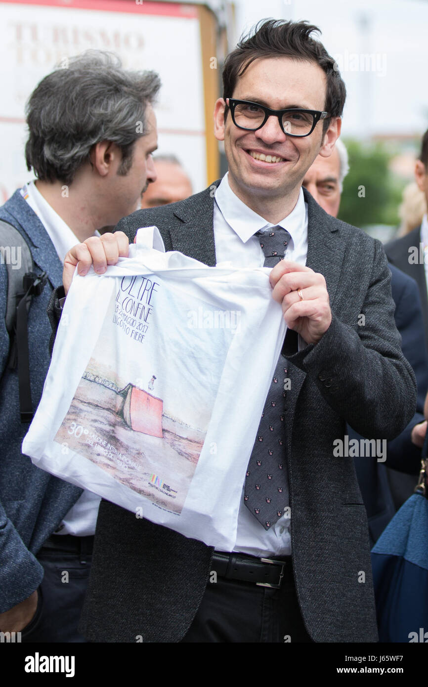 Turin, präsentieren zahlreiche Institutionen bei der 30. interaktiven Ausstellung das Buch von Turin, die bereits einen Boom der Ticketverkauf unvergleich des Mailänder Salone. Nicola Lagioia ist der neue Direktor der Show. Stockfoto