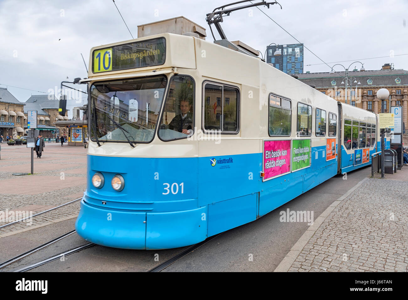 Göteborg, Schweden - 13. Mai 2017: Eines der ikonischen Straßenbahnen von Göteborg in Schweden. Stockfoto