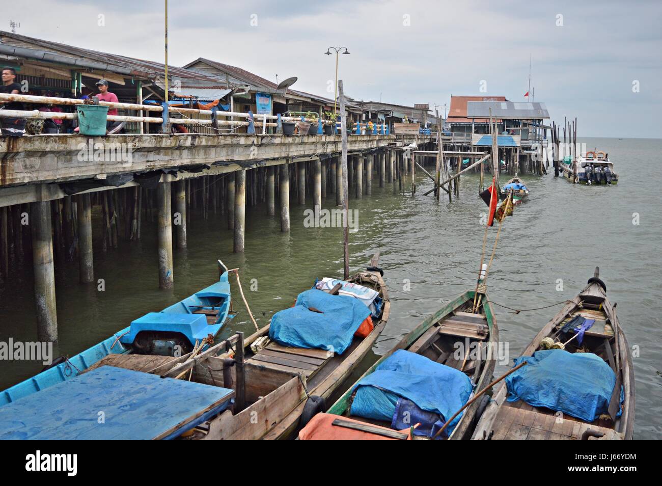 Meer-Dorf am Jambi, Indonesien Stockfoto