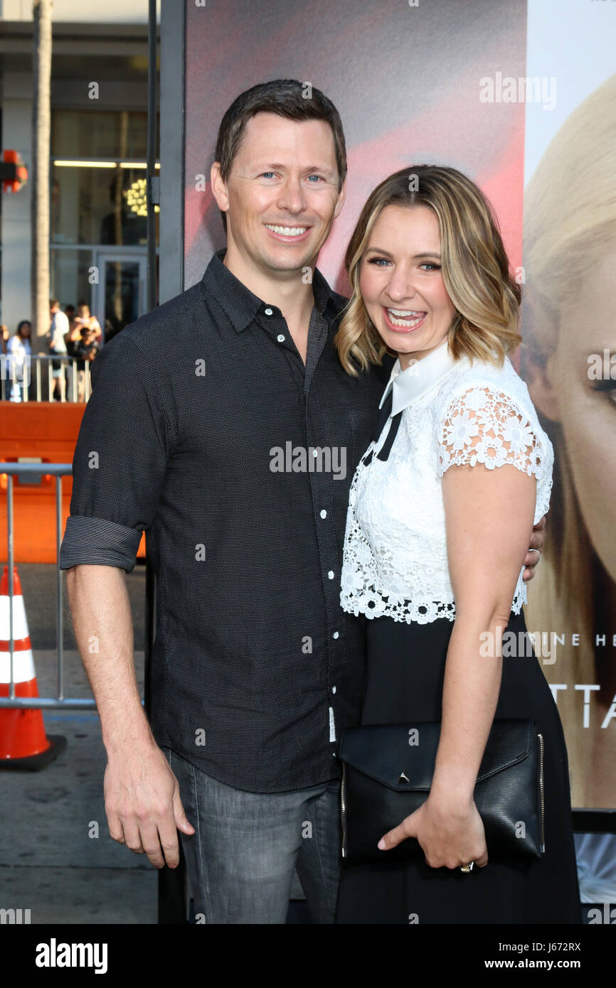 Premiere von "Unvergessliche" im TCL Chinese Theater IMAX - Ankünfte mit: Michael Cameron, Beverly Mitchell wo: Los Angeles, California, Vereinigte Staaten von Amerika bei: Kredit-18. April 2017: Nicky Nelson/WENN.com Stockfoto