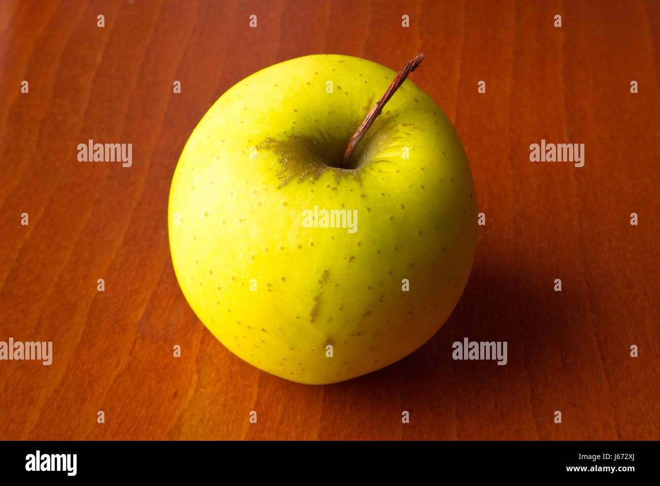 Gelber Apfel. Stockfoto