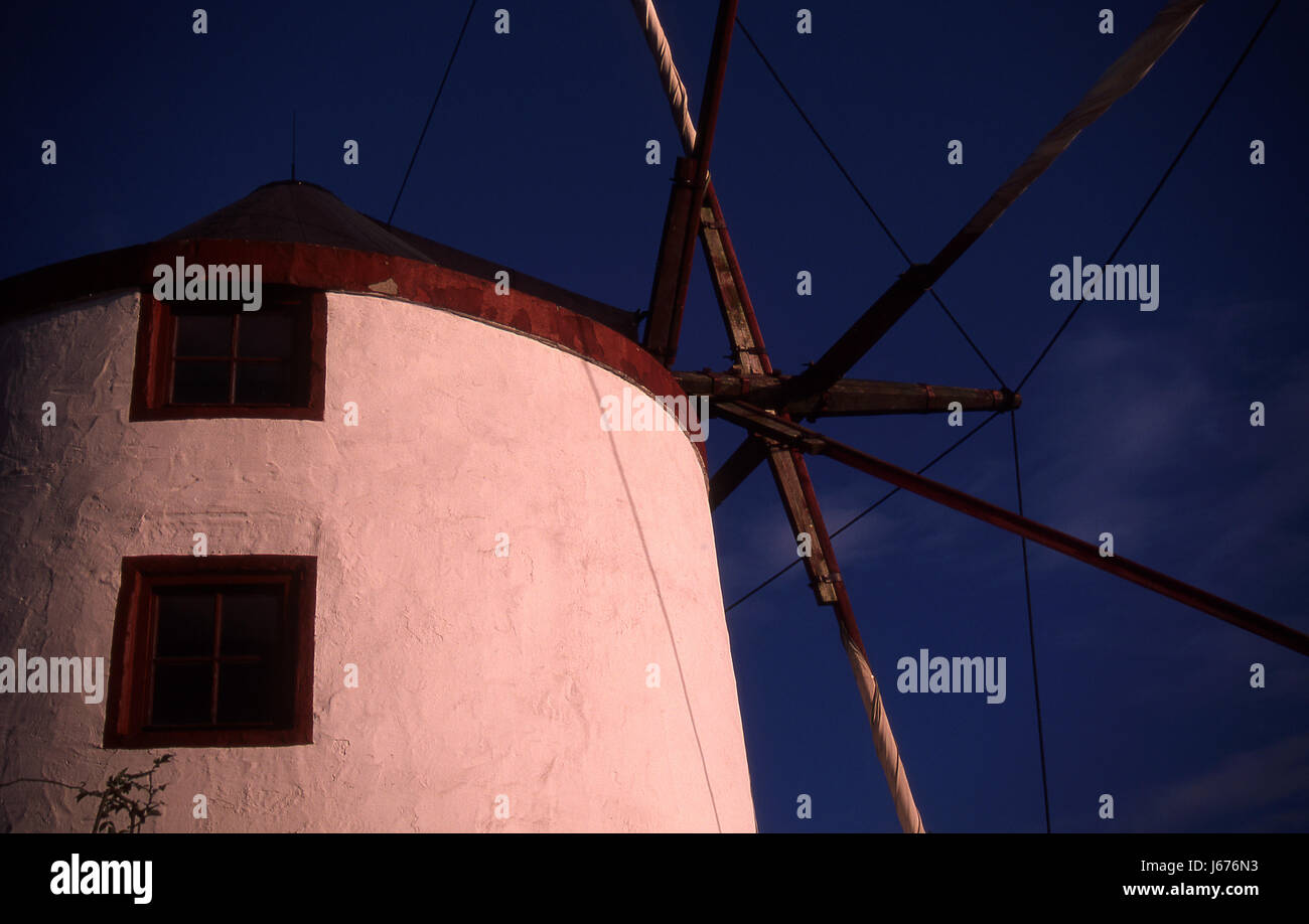 Portugal Windmühle Mühle portugiesischen Firmament Himmel Wind blauen Stein im Obergeschoss Stockfoto