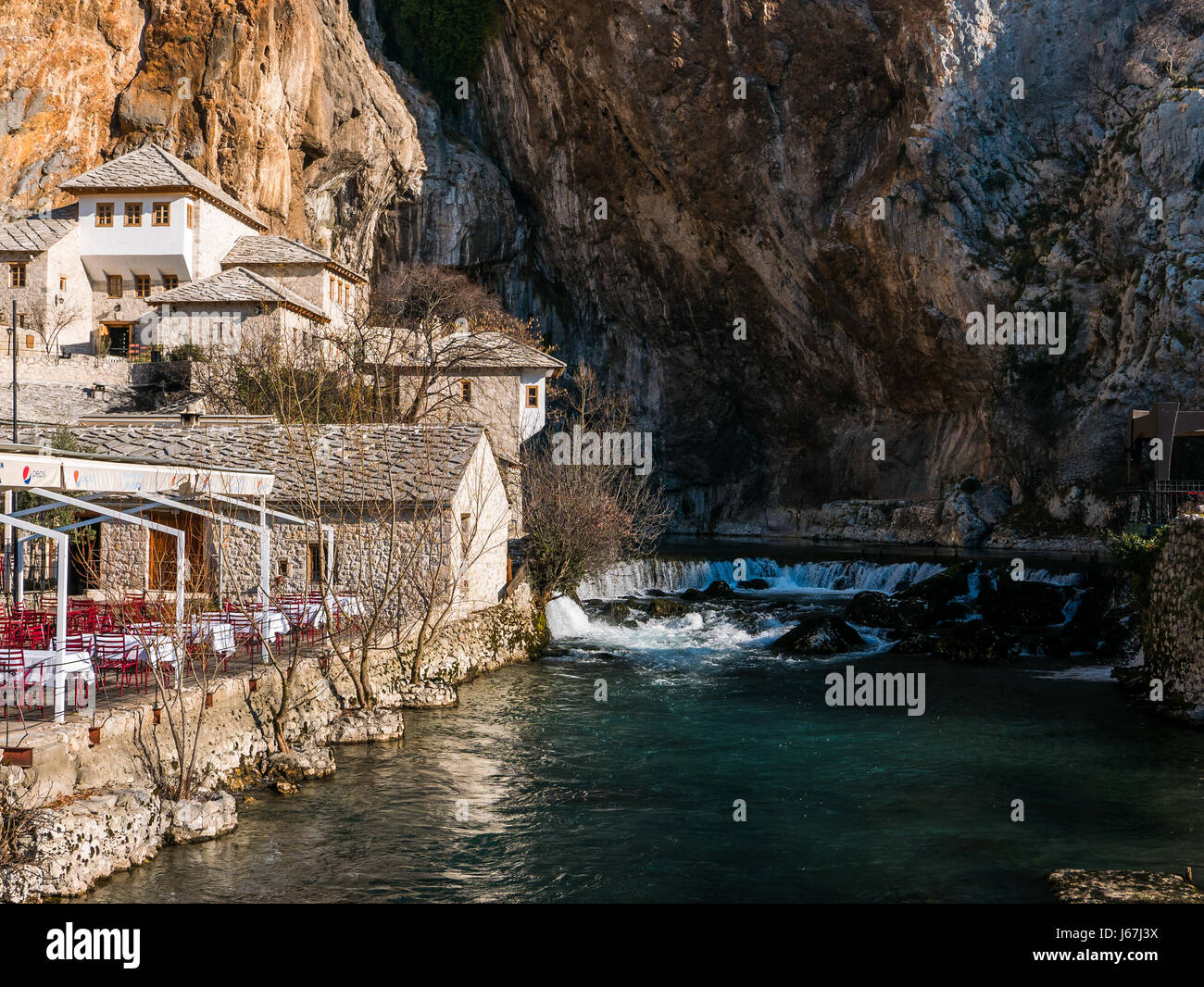 Blagaj, Bosnien und Herzegowina - 1. Januar 2016 - alten Derwisch Kloster in Blagaj, Bosnien und Herzegowina, an einem sonnigen Tag. Stockfoto