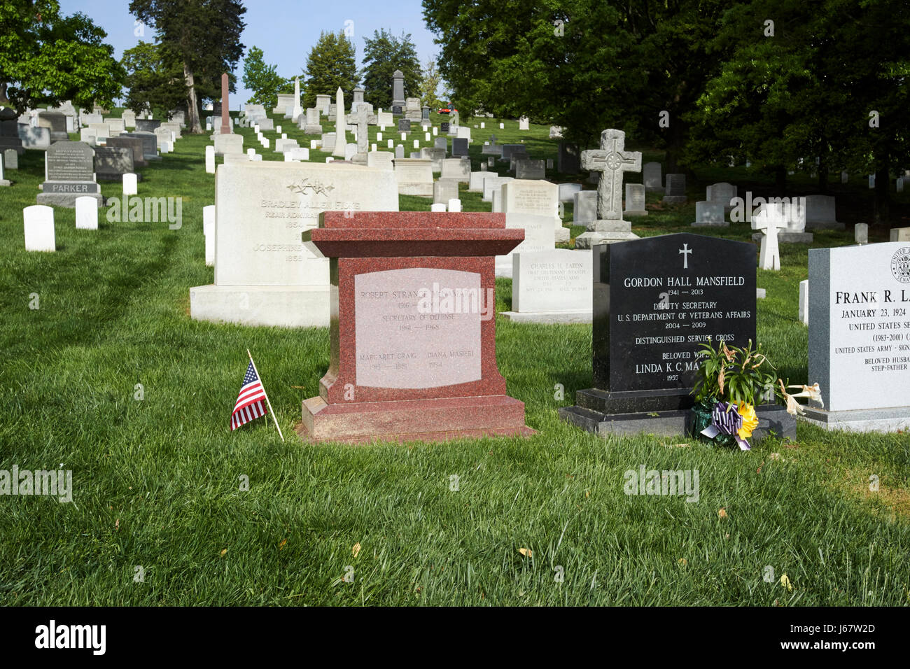 Politiker und höheren Ranking Gräber, darunter Robert Mcnamara Arlington Friedhof Washington DC USA Stockfoto