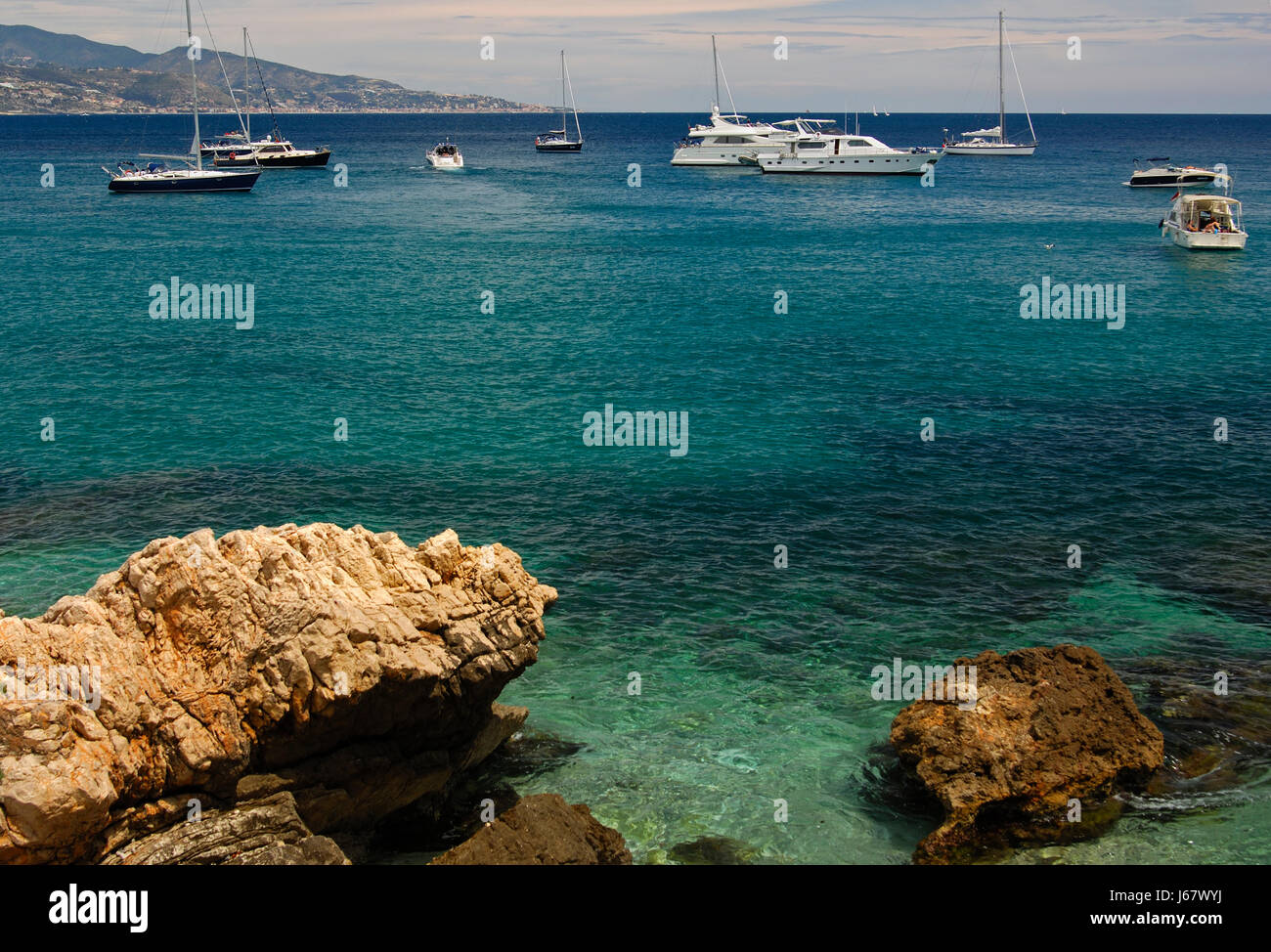 Boote an der Riviera, Südfrankreich Stockfoto