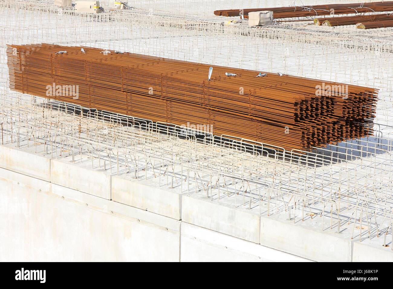 Betonwerk auf Baustelle Stockfoto