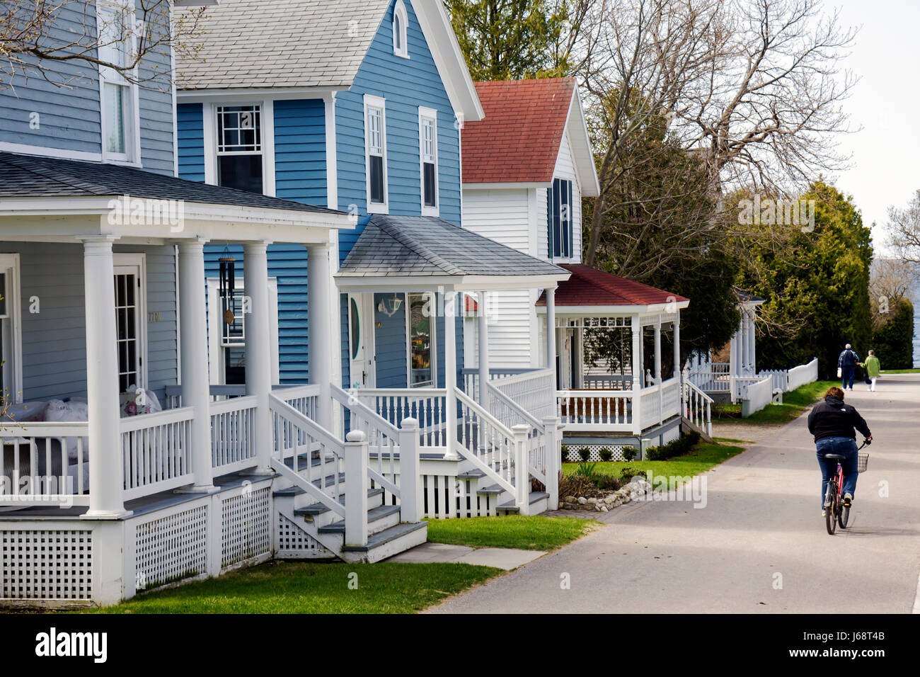 Mackinac Island Michigan, historische State Parks Park Mackinaw, Straits of, Lake Huron, Mahoney Avenue, Anfang Frühling, Haus Häuser Häuser Residenz, Cottag Stockfoto