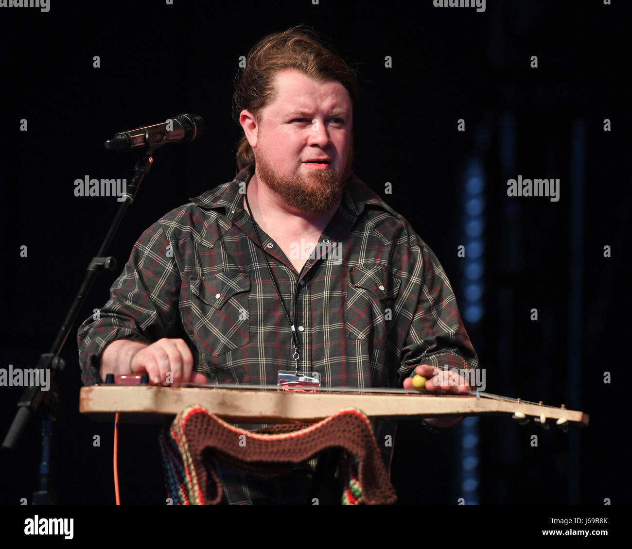 POMPANO BEACH, FL - 19. Mai: Damon Fowler führt bei The Pompano Beach Amphitheater während der Rock-Party-Tour am 19. Mai 2017 in Pompano Beach, Florida. Bildnachweis: mpi04/MediaPunch Stockfoto