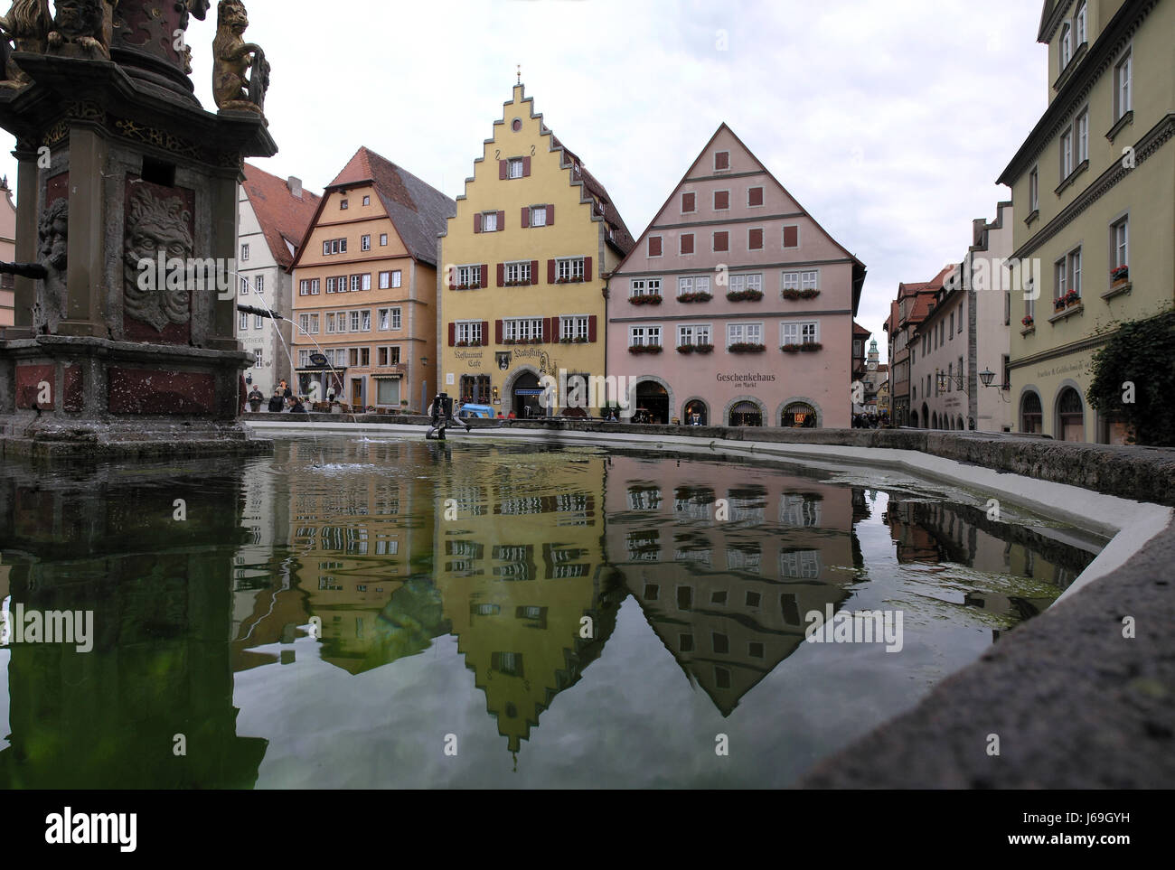 Haus bauen historische Häuser Bayern Deutschland Bund Spiegelung Stockfoto