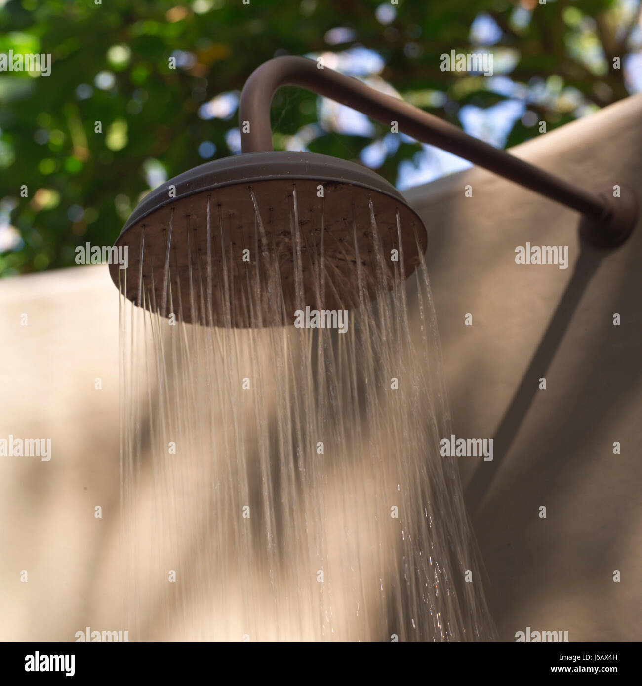 Durchfluss Duschen Mittelamerika Tropf Dusche Duschkopf Auslauf Wasserhahn  tropft Stockfotografie - Alamy