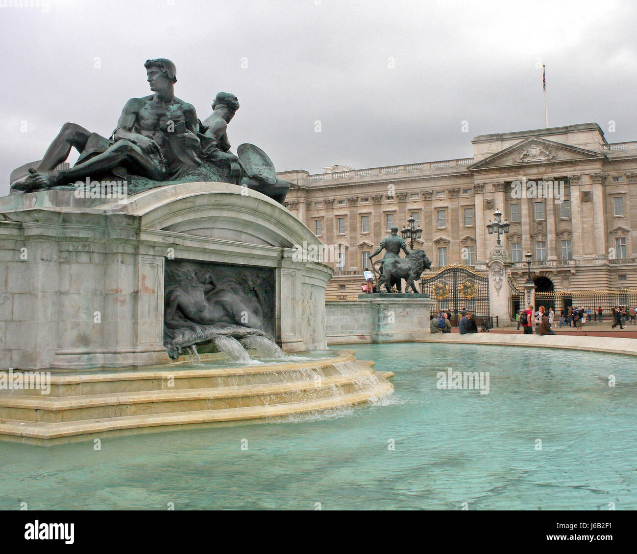 London England Palast Wahrzeichen Statuen Hauptstadt Palast Buckingham Schloss Stockfoto