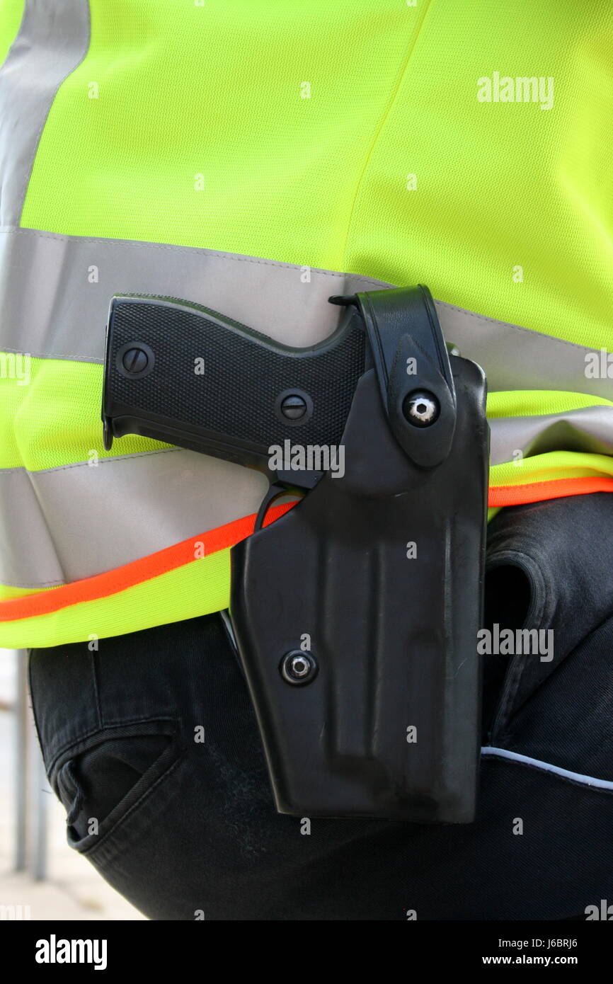 Polizist Pistole Arm Waffe Waffe Pistole Polizei Gefahr Bull Hamburg Notfall Stockfoto