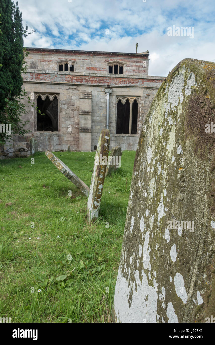 St Botolph ist eine redundante und verlassenen Kirche in der Nähe von Skidbrooke, England Stockfoto