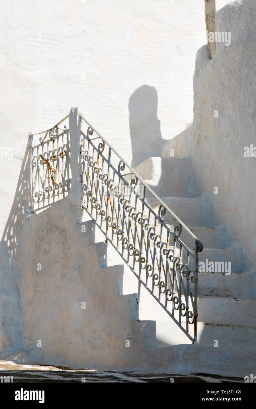 weiße Treppe auf Paros, Kykladen Stockfoto