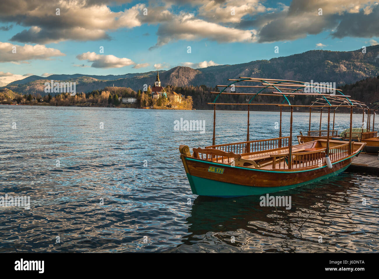 Boot in See Bled Slowenien Stockfoto