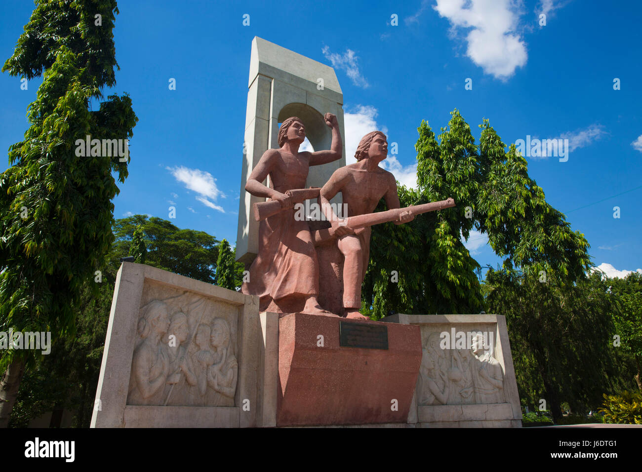 Sabas Bangladesch, eine Skulptur auf dem Campus Rajshahi Universität Darstellung der Geschichte der Nation Bewegungen von 1952 bis 1971. Rajshahi, Banglade Stockfoto