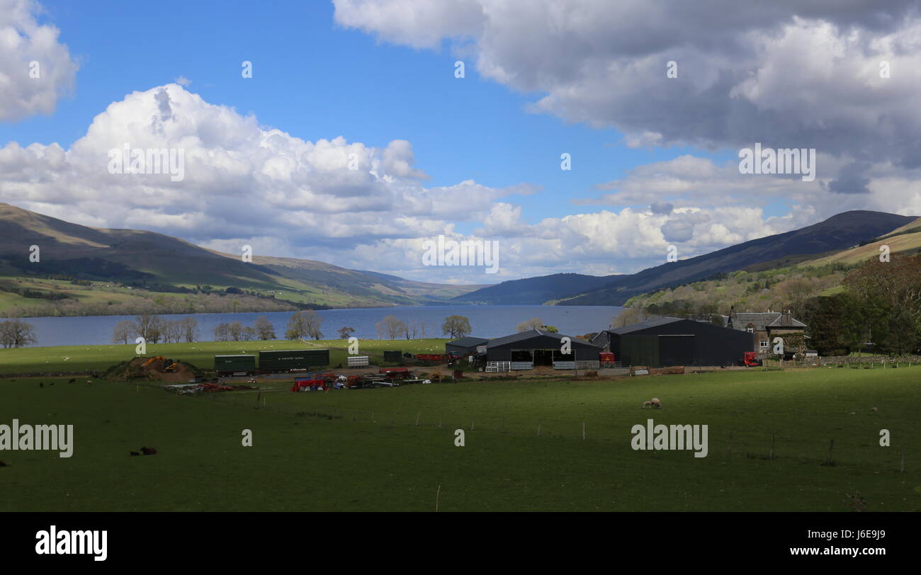 Bauernhof und Loch Tay Schottland Mai 2017 Stockfoto