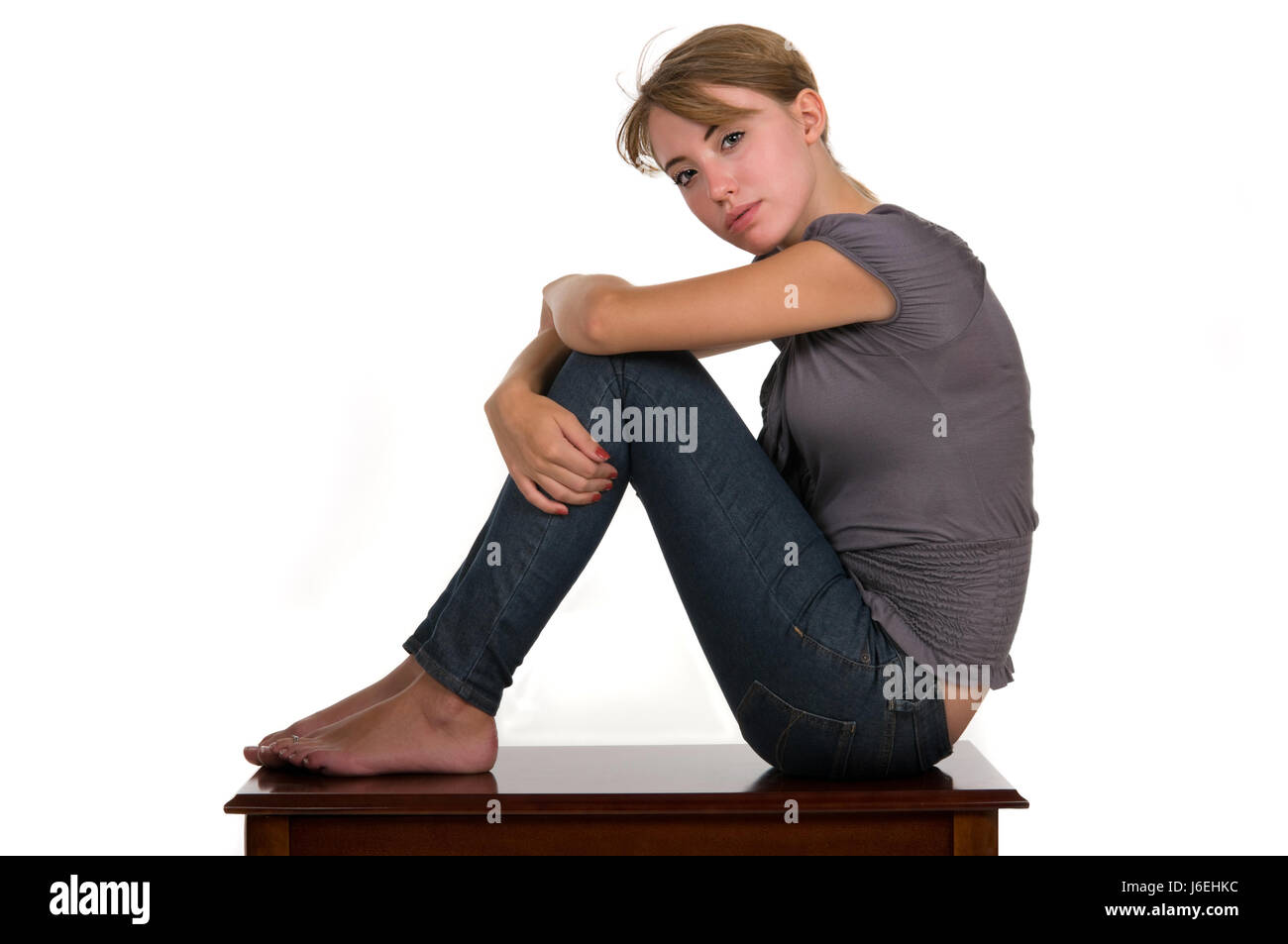 Mode Frauen Teen Teenager Put sitzen Sit Stuhl Mädchen Mädchen Pause Ruhe pause Stockfoto
