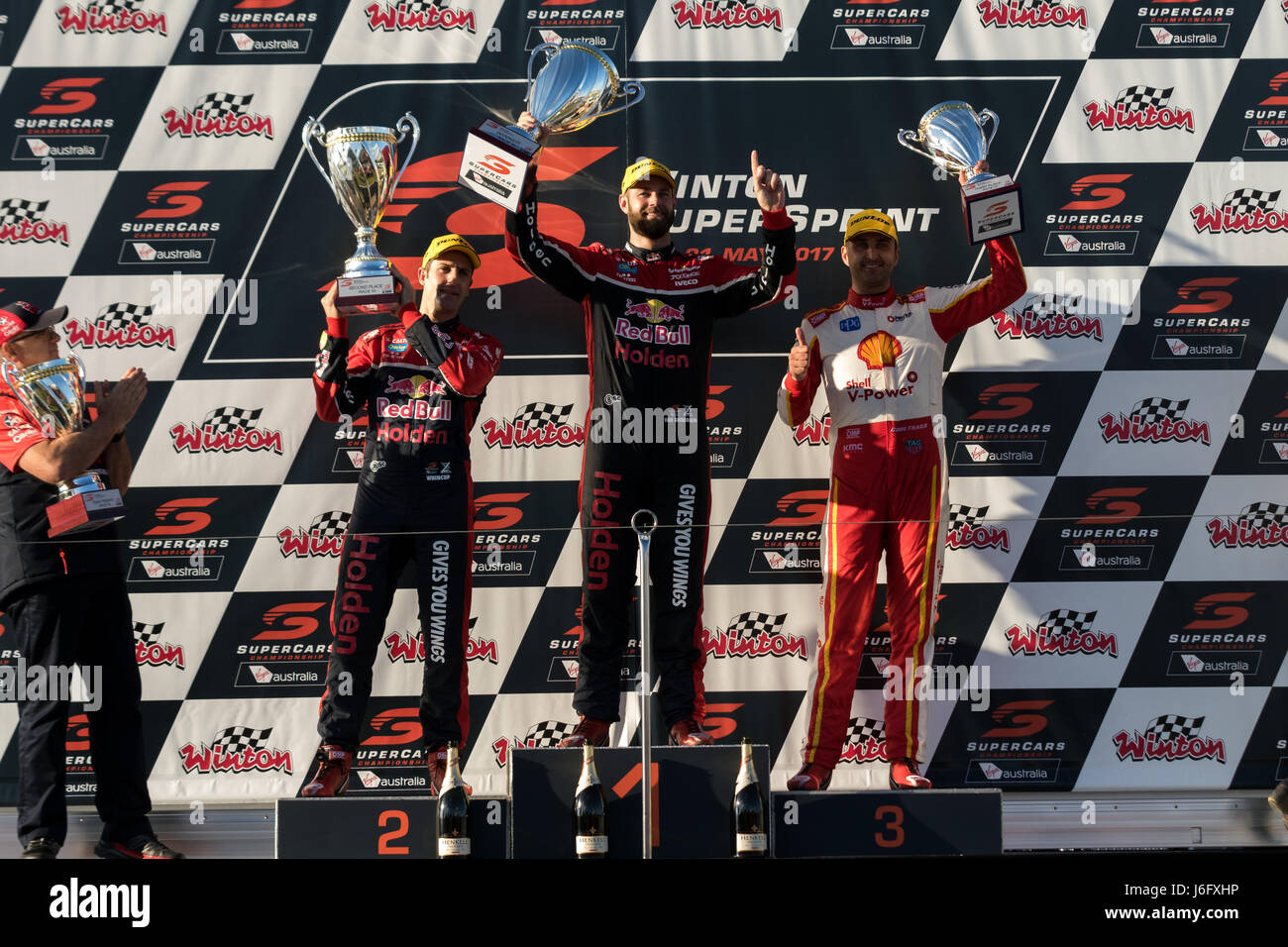 Melbourne, Australien. 20. Mai 2017. MELBOURNE, Australien-20.Mai: Dem Podium während der Rennen 10 The Virgin Australia Supercars Meisterschaft. Bildnachweis: Dave Hewison Sport/Alamy Live-Nachrichten Stockfoto