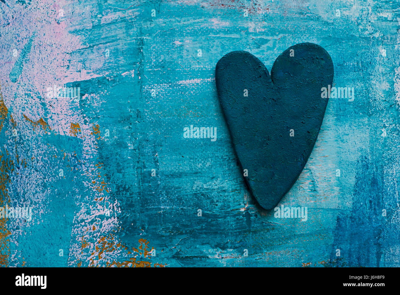 blaue Malerei Türkis lackiert Liebe verliebt verliebte sich in Liebe Herz Blau Farbe Stockfoto