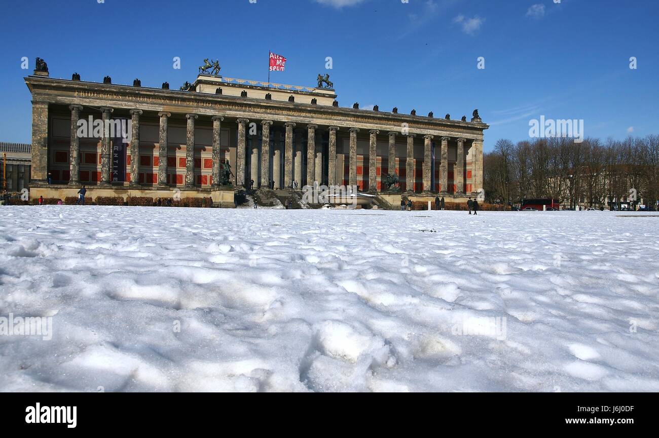 Altes Museum im winter Stockfoto