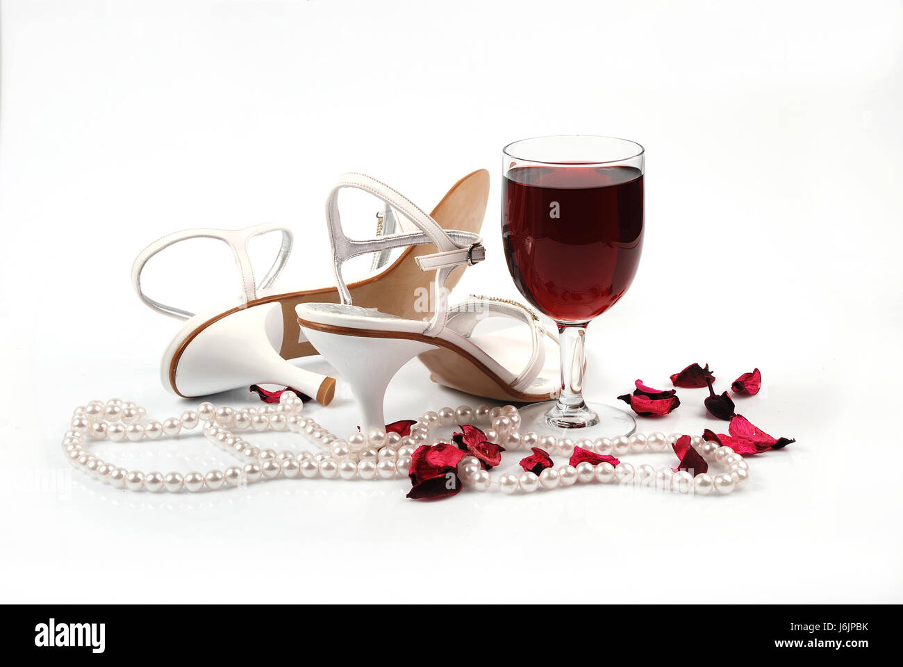 Glas Kelch Becher Frau Frauen läuten Objekte Getränk trinken Lätzchen Mode Stockfoto