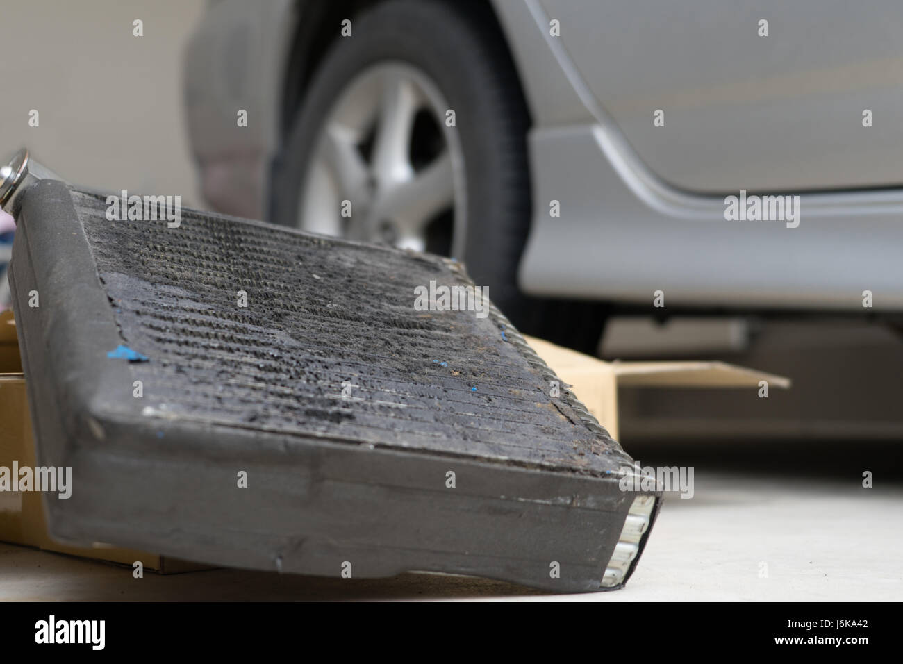 Spule Luft Zustand automovil Autos Schäden beheben Stockfoto