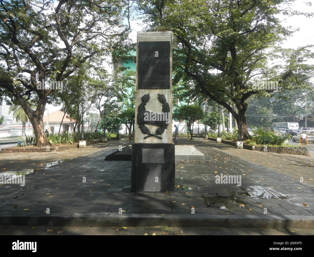 Das Manila Acapulco Galleon Memorial im Maestranza Park, Intramuros, erinnert an den historischen Manila-Acapulco Galleon Trade, der eine Schlüsselrolle bei der Entwicklung des Welthandels während der spanischen Kolonialzeit spielte. Stockfoto