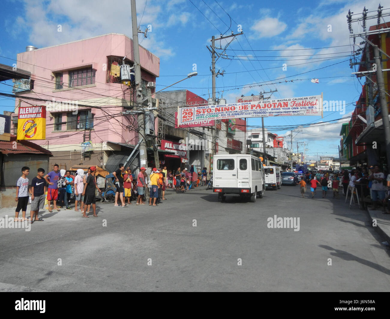 07094 J. P. Rizal Mabini Street Market Puregold je Maypajo Caloocan ...