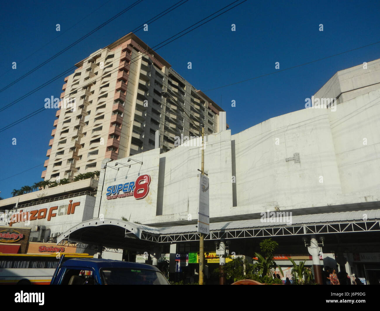 07577 Chino Roces Avenue Gebäude Pio del Pilar Makati City 05 Stockfoto