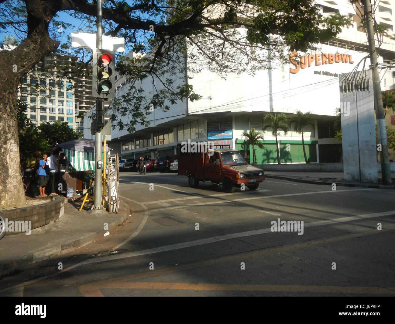 07622 Chino Roces Avenue Gebäude Pio del Pilar Makati City 06 Stockfoto