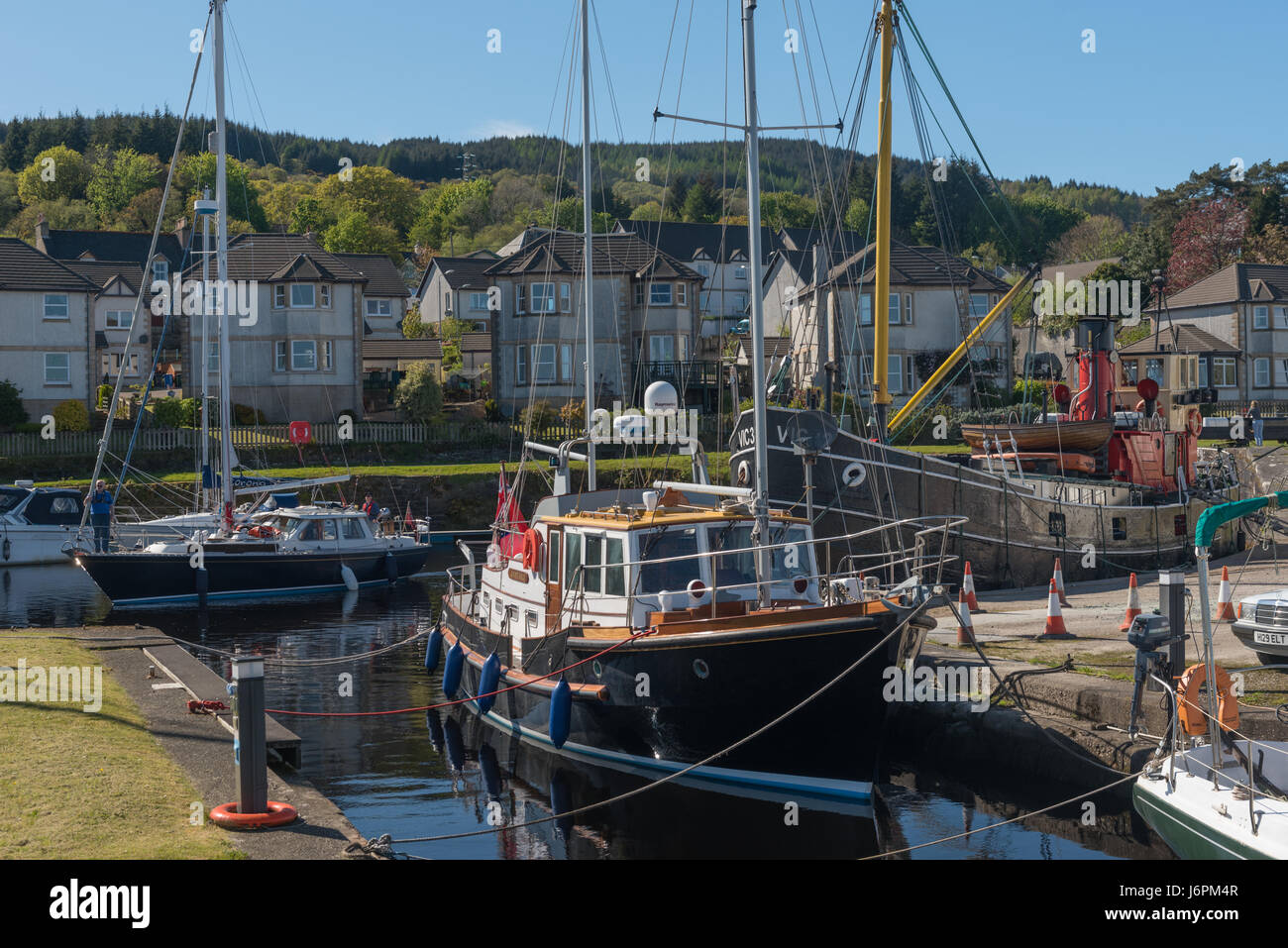Boote auf dem Crinan Kanal bei Ardrishaig Argyll, Schottland Stockfoto
