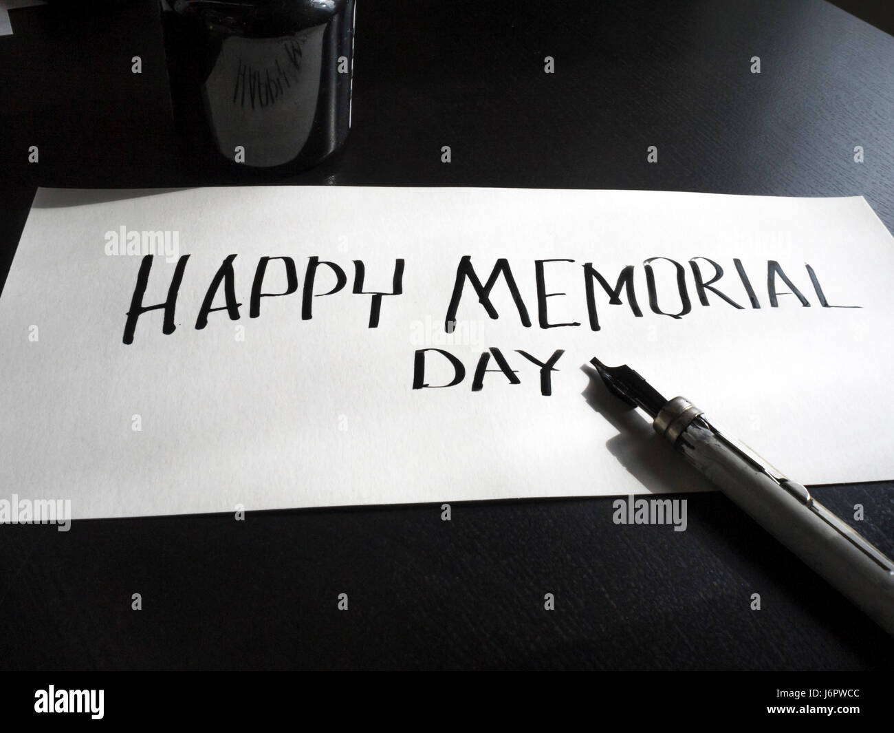 Glücklich Memorial Day Kalligraphie und Schriftzug Postkarte. Perspektivische Ansicht. Harten Buchstaben. Stockfoto