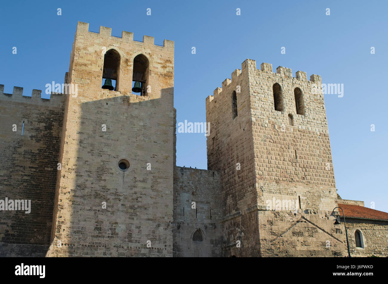 historische Kirche Europas Sehenswürdigkeiten Frankreich Emblem Marseille Gebäude Stockfoto