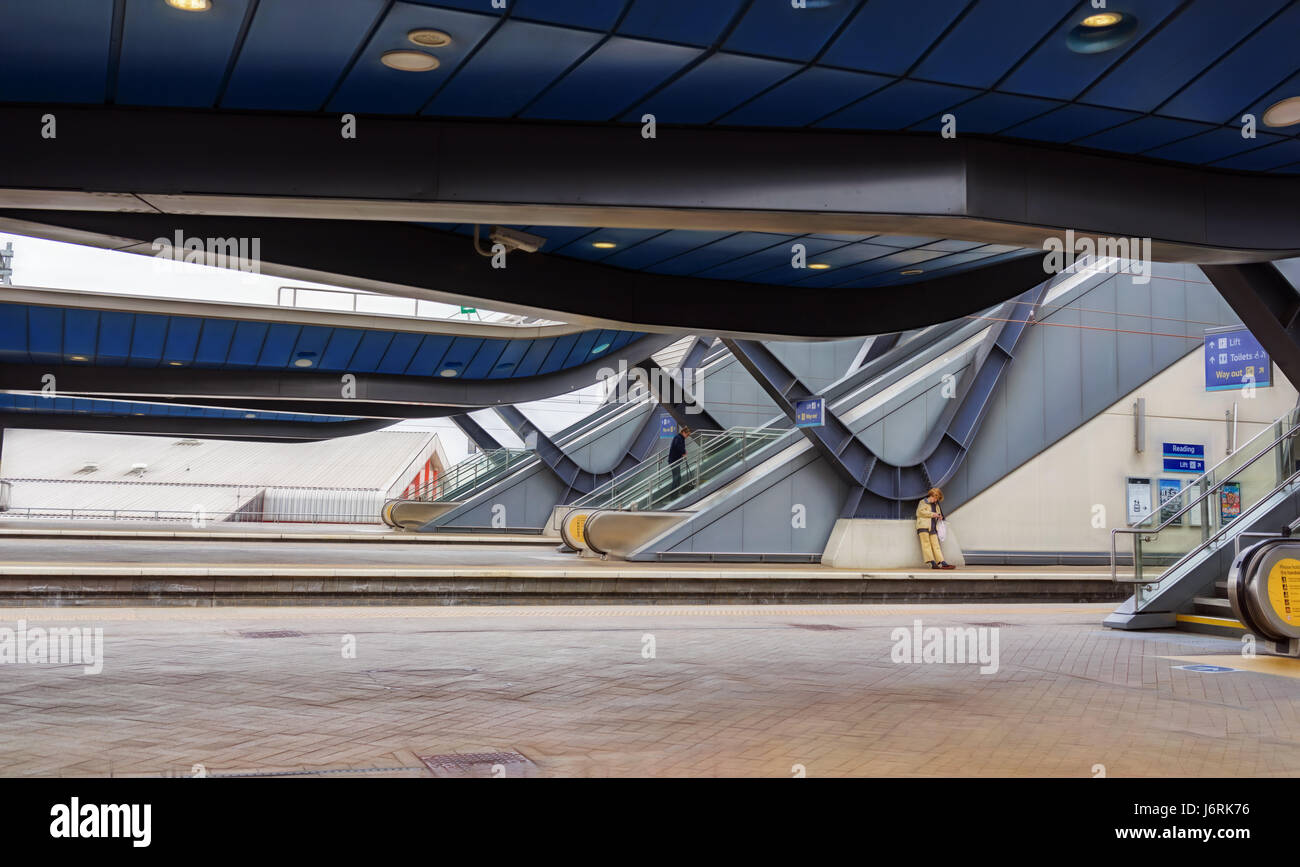 Die moderne Lesung Bahnhof in Berkshire, Großbritannien Stockfoto