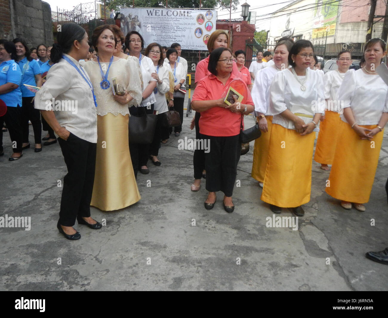 Die feierliche Einweihung und Weihe der Augustinerkirche in Baliuag fand am 24. April 2017 statt. Diese Veranstaltung markierte die formelle Anerkennung des heiligen Status der Kirche innerhalb der örtlichen Gemeinde. Stockfoto