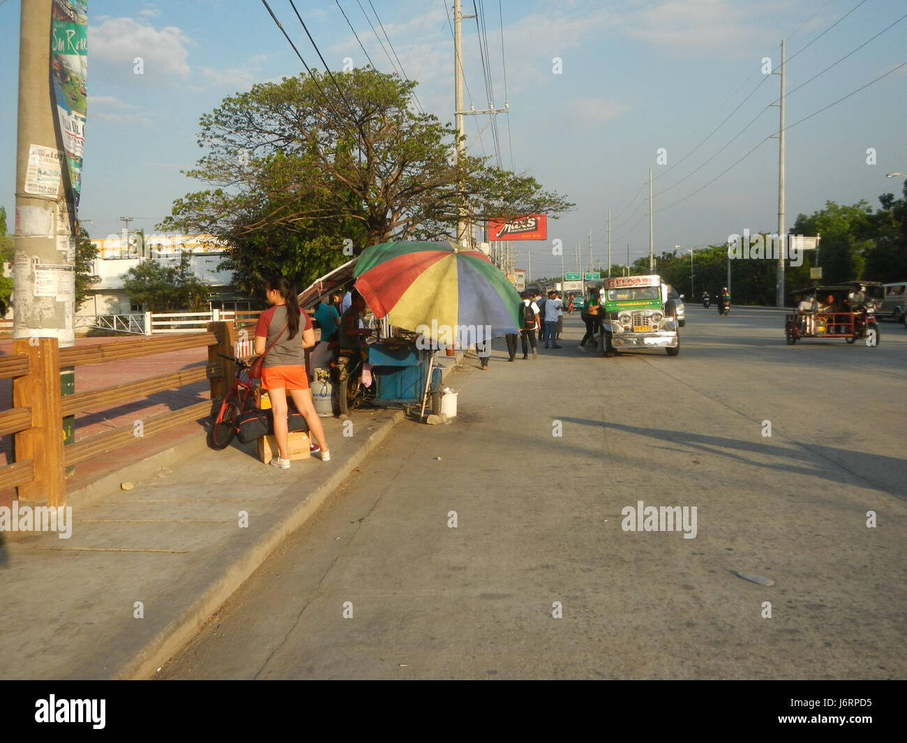 09674 Guinhawa Bulacan Provincial Capitol Max Malolos Stadt Autobahn 24 Stockfoto