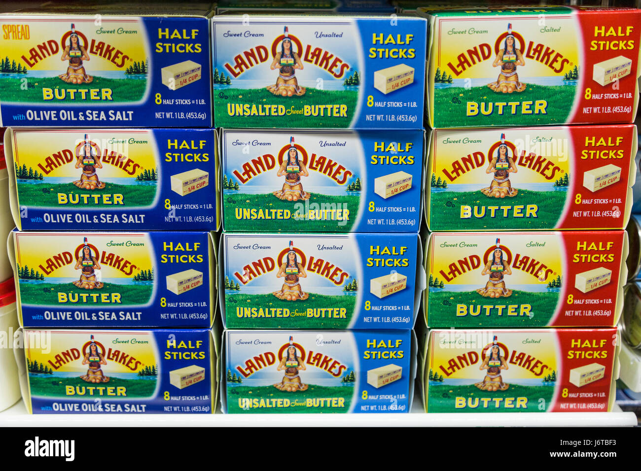 Wannen von Ich kann nicht sein nicht Butter Marke nicht Milchstreichfett Glauben im Kühlschrank" ein Lebensmittelgeschäft Stockfoto