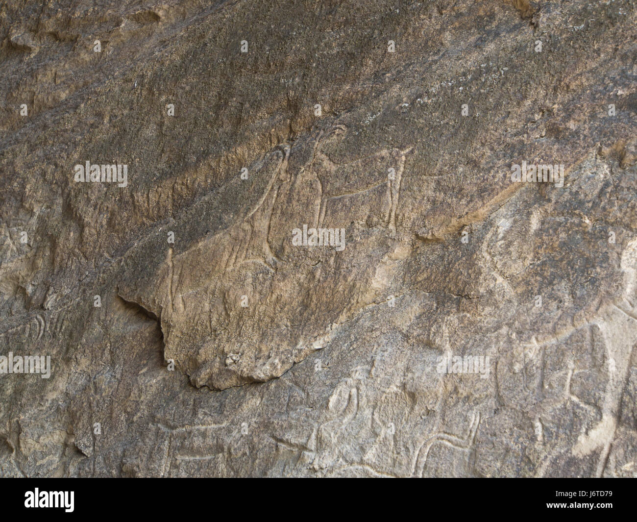 Gobustan Nationalpark bietet eine Stunde südlich von Baku in Aserbaidschan, atemberaubende Landschaften und 6000 alte Petroglyphen, ein Unesco Weltkulturerbe Stockfoto