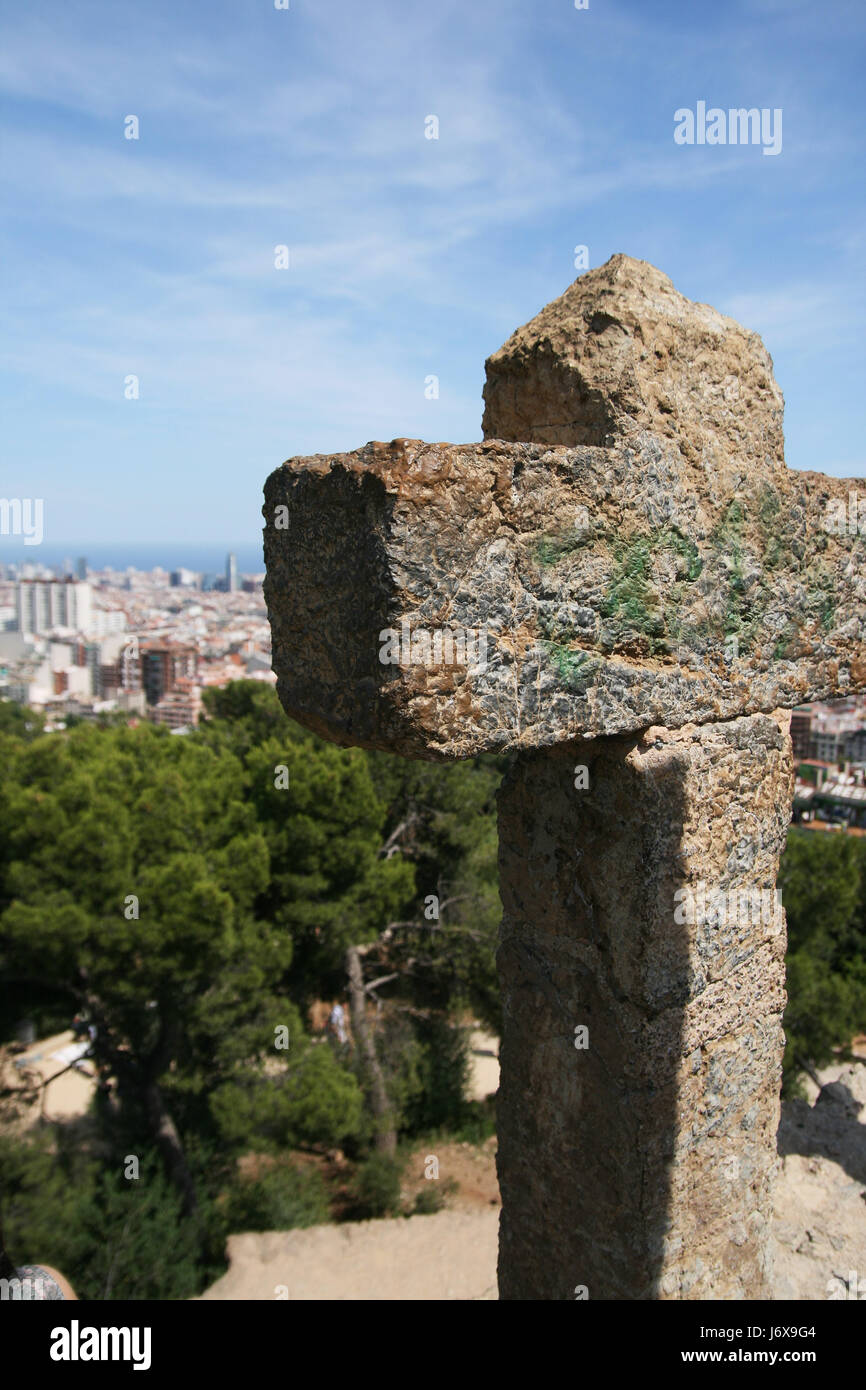 Parc Güell Blick vom Mount 3 Kreuze Stockfoto