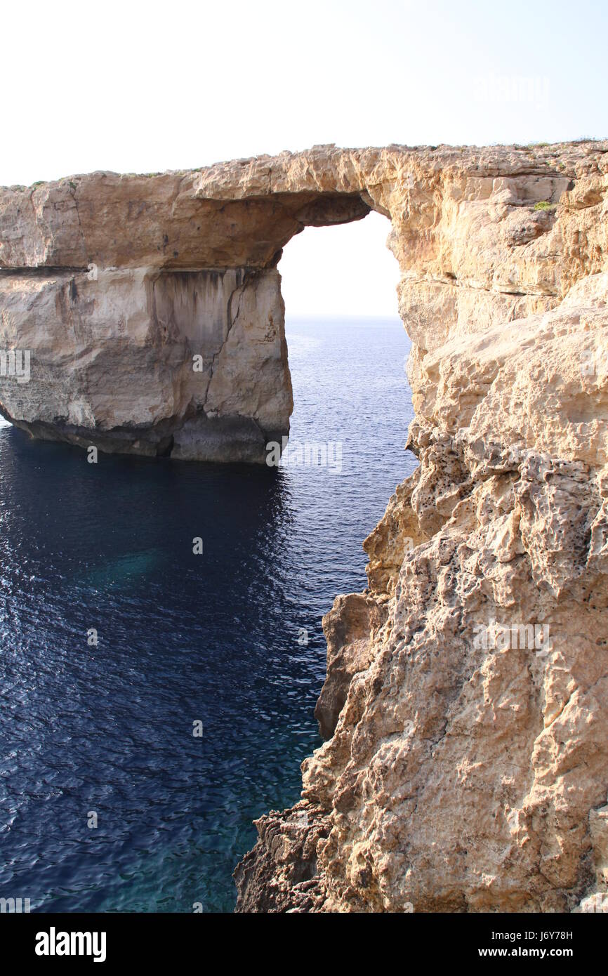 Sonnenuntergang Wasser Mittelmeer Salzwasser Meer Ozean Malta Surf blaue Turm Steinsalz Stockfoto