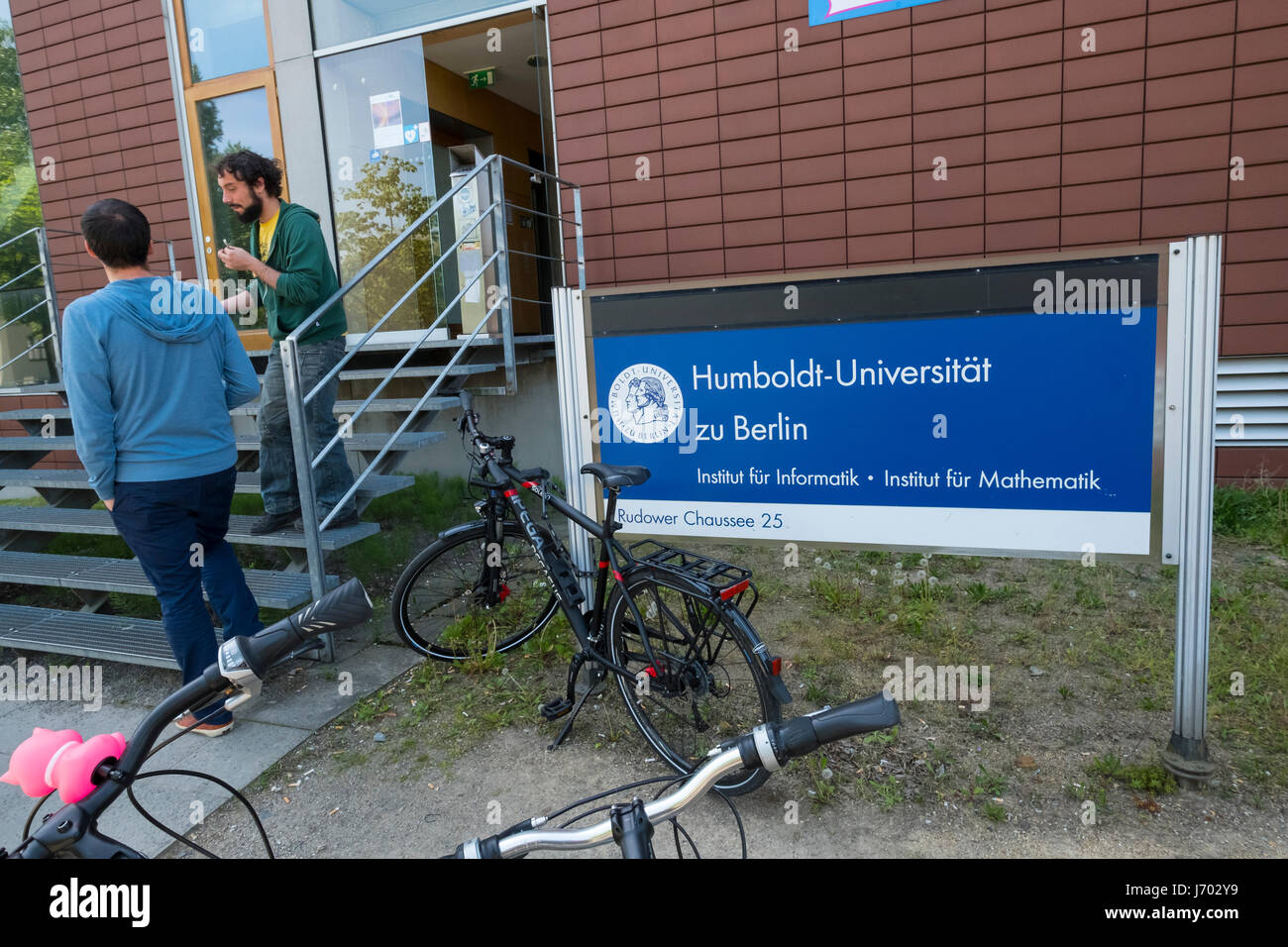 Institute für Informatik und Mathematik an Adlershof Science and Technology Park Park in Berlin, Deutschland Stockfoto