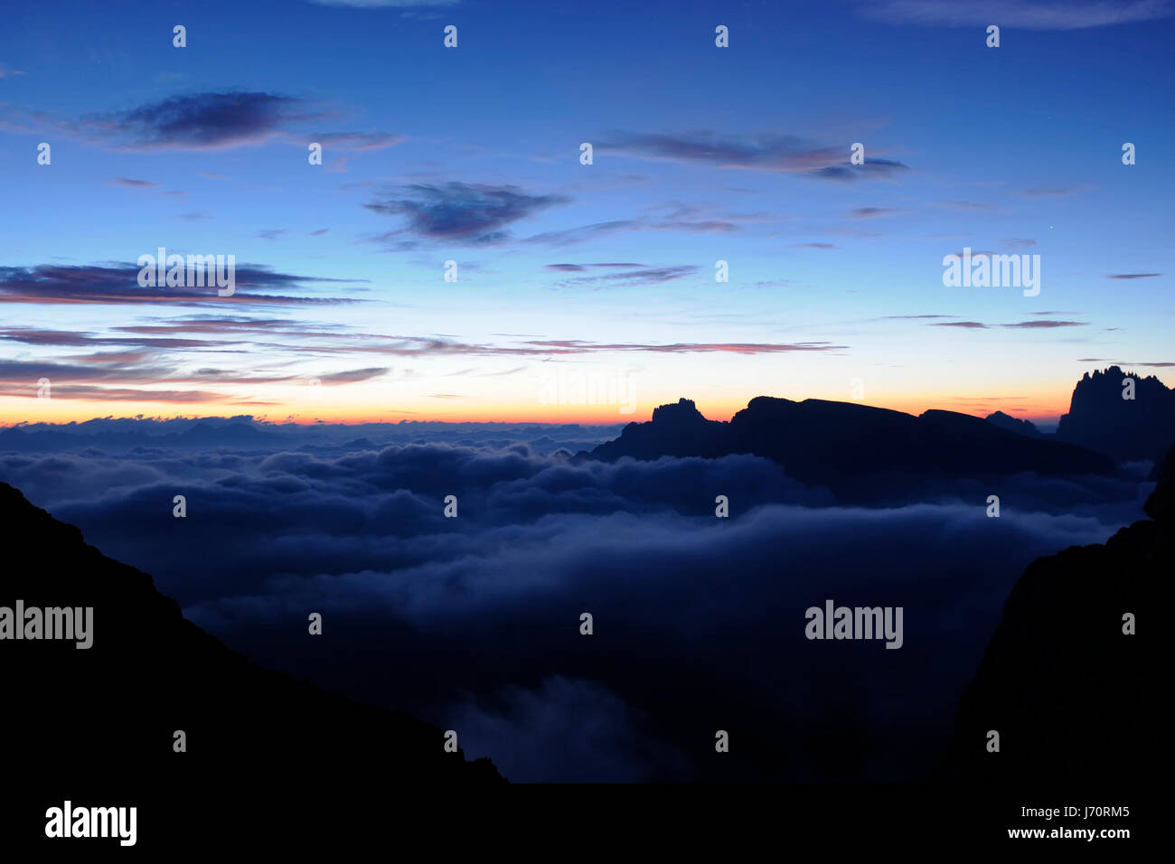 South Tyrol Sonnenaufgang Sonnenuntergang Dämmerung Roter Himmel Morgen Stunde Berge Urlaub Stockfoto