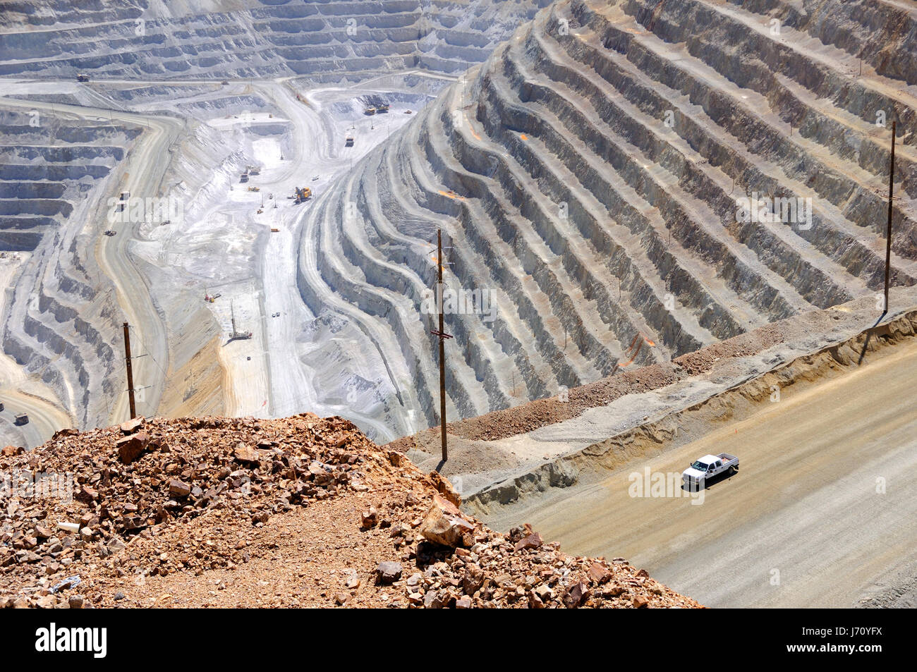 Silber-Kupfer-Ausgrabung Ausrüstung Mine Erz Goldbergbau Salz Makro Nahaufnahme Stockfoto