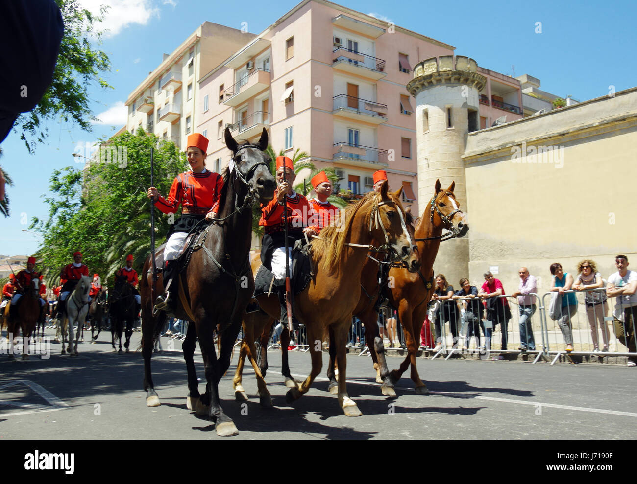 Sassari, Sardinien. Cavalcata Sarda 2017, traditionelle Parade der Kostüme und Fahrer aus ganz Sardinien Stockfoto