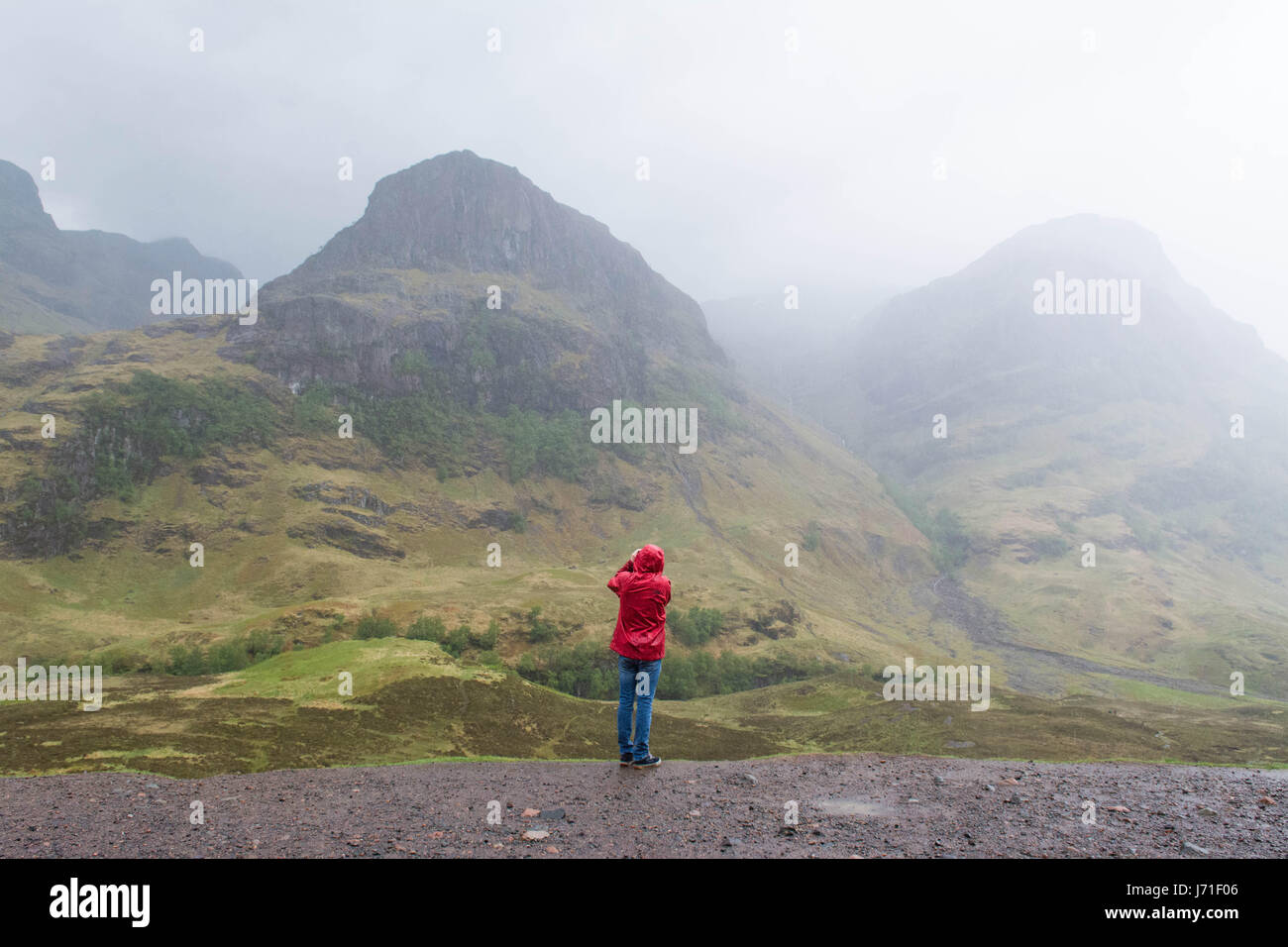 Glencoe, Schottland. 22. Mai 2017. UK-Wetter - sehr kräftige Schauer in den schottischen Highlands-Kredit: Kay Roxby/Alamy Live News Stockfoto