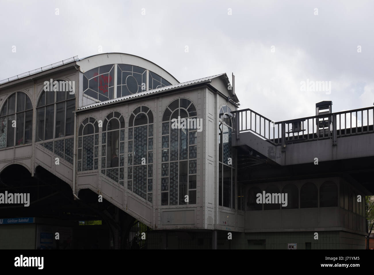 Berlin, 26. April: Die Gorlitzer (Görlitzer) U-Bahnhof (Deutsch für die u-Bahnstation) in Berlin Kreuzberg am 26. April 2017. Stockfoto