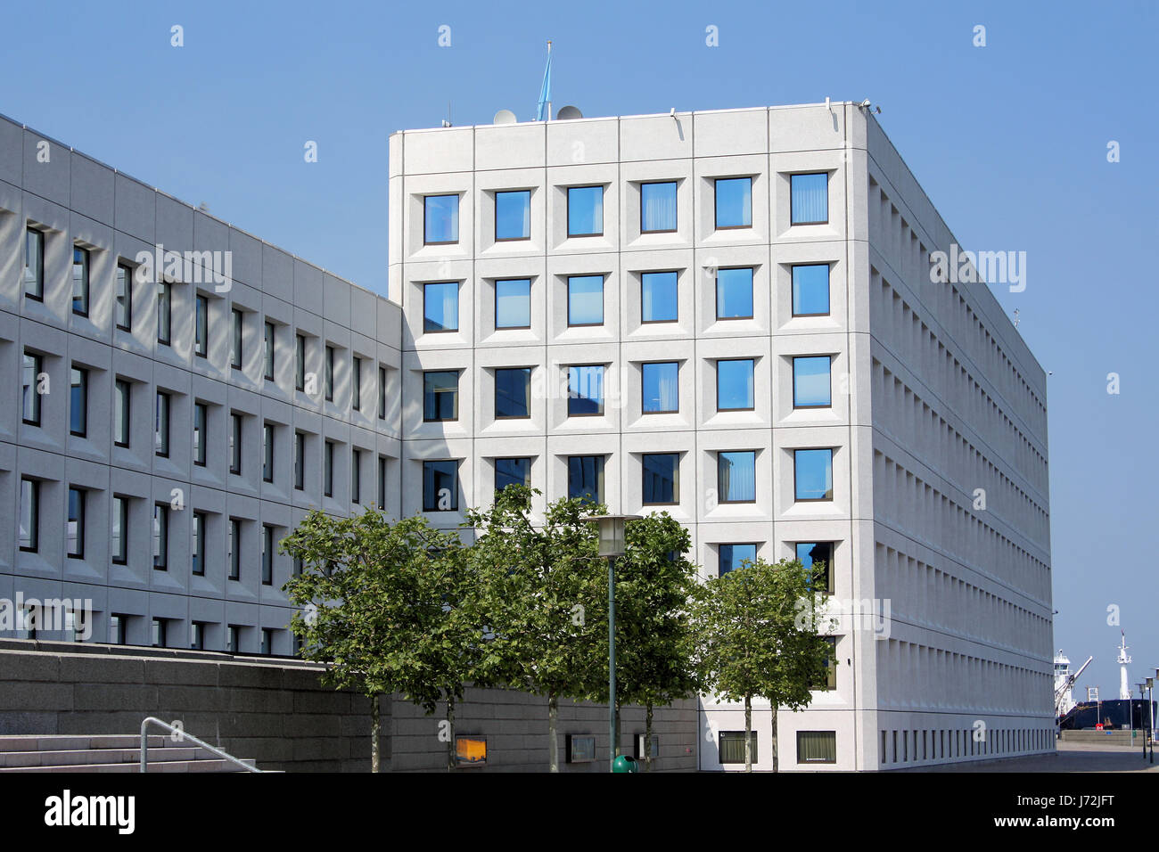 leere europäischen kaukasischen Bürogebäude Bürohaus Block Büros bauen Stockfoto