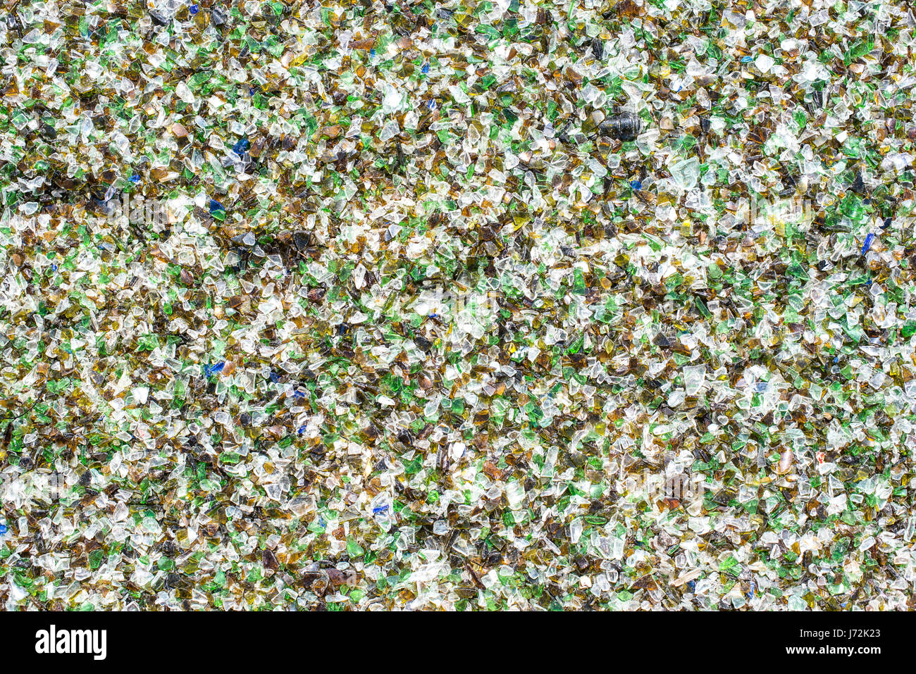 Blick von der oberen Textur weiß Grün Blau gemischt Fragmente der zerbrochene Gläser Stockfoto